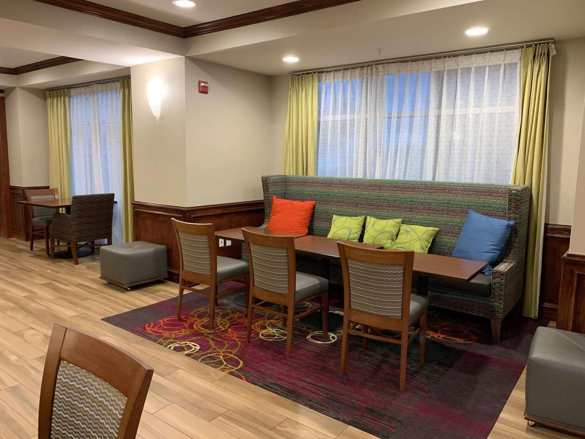 Hampton Stockton Hotel